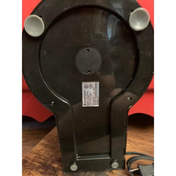 Toastmaster Flip Over Low-Profile Rotating Waffle Maker Non Stick Hotel Silver - Picture 6 of 6